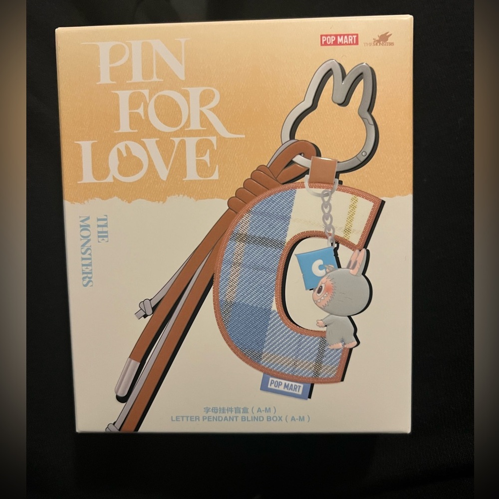 Pop Mart Pin For Love